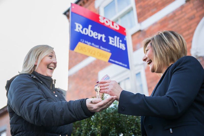 Robert Ellis Letting Agents - Beeston