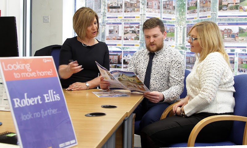 Robert Ellis Letting Agents - Beeston